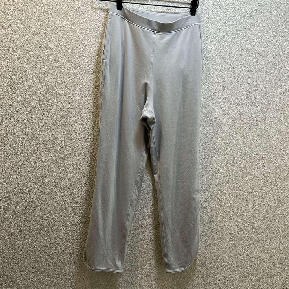 Lululemon Every Moment Pant *26" Vapor Sz 4